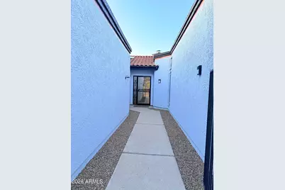 2311 E Euclid Avenue, Phoenix, AZ 85042 - Photo 7