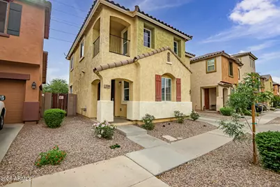 2208 N 78th Glen, Phoenix, AZ 85035 - Photo 1