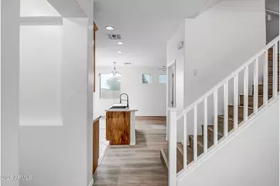 2208 N 78th Glen, Phoenix, AZ 85035 - Photo 3