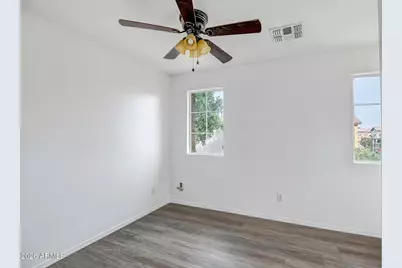 2208 N 78th Glen, Phoenix, AZ 85035 - Photo 19