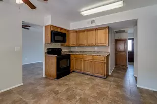 137 E Riviera Dr, Tempe, AZ 85282 - Photo 11