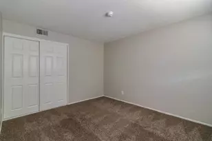 137 E Riviera Dr, Tempe, AZ 85282 - Photo 25