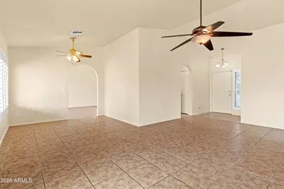 10919 W Lawrence Lane, Peoria, AZ 85345 - Photo 5
