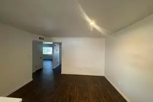 8216 E Keim Dr, Scottsdale, AZ 85250 - Photo 11