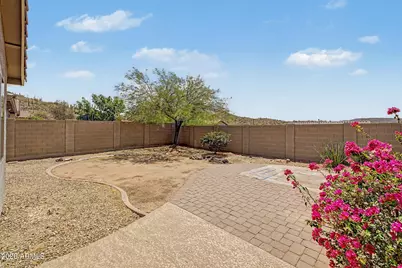 3745 W Amber Nickole Court, Phoenix, AZ 85086 - Photo 31