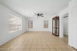 1053 W Myrna Ln, Tempe, AZ 85284 - Photo 11