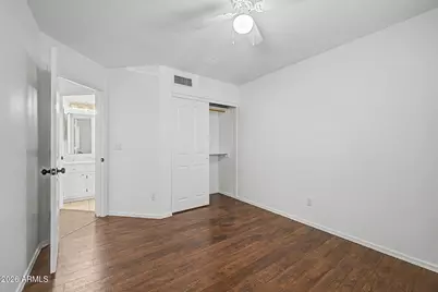 1053 W Myrna Lane, Tempe, AZ 85284 - Photo 29