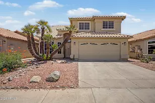 1053 W Myrna Ln, Tempe, AZ 85284 - Photo 1