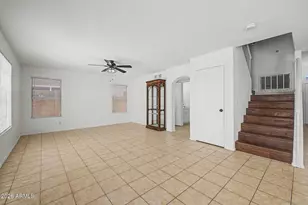 1053 W Myrna Ln, Tempe, AZ 85284 - Photo 9