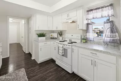 4041 W Pershing Avenue, Phoenix, AZ 85029 - Photo 13