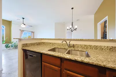 2725 E Mine Creek Road #2194, Phoenix, AZ 85024 - Photo 13
