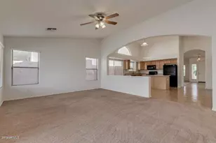 42376 W Chisholm Dr, Maricopa, AZ 85138 - Photo 5