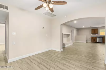 115 N 33rd Avenue, Phoenix, AZ 85009 - Photo 11