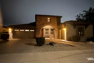 18086 W Las Cruces Dr, Goodyear, AZ 85338 - Photo 3