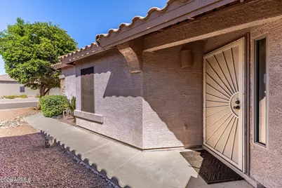 15847 W Saguaro Lane, Surprise, AZ 85374 - Photo 3
