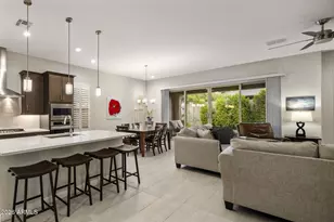 6610 E Marisa Ln, Phoenix, AZ 85054 - Photo 5