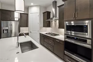 6610 E Marisa Ln, Phoenix, AZ 85054 - Photo 13