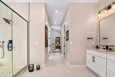 3810 E Clarendon Avenue, Phoenix, AZ 85018 - Photo 25