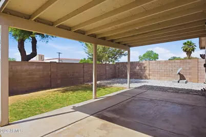 2901 W Irma Lane, Phoenix, AZ 85027 - Photo 13