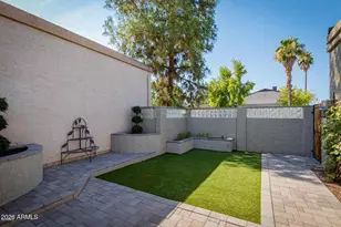 924 E Escuda Dr, Phoenix, AZ 85024 - Photo 35