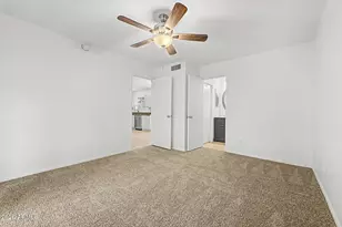 924 E Escuda Dr, Phoenix, AZ 85024 - Photo 15