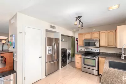 924 E Escuda Drive, Phoenix, AZ 85024 - Photo 13