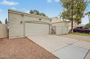 924 E Escuda Dr, Phoenix, AZ 85024 - Photo 5