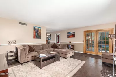 924 E Escuda Drive, Phoenix, AZ 85024 - Photo 9