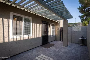 924 E Escuda Dr, Phoenix, AZ 85024 - Photo 37