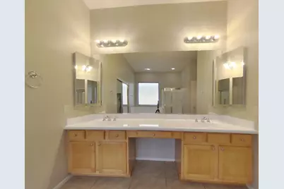 7251 W Paradise Lane, Peoria, AZ 85382 - Photo 9