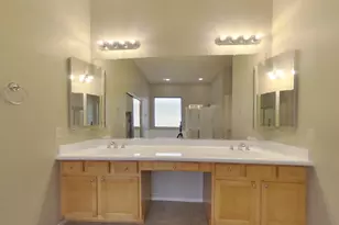 7251 W Paradise Ln, Peoria, AZ 85382 - Photo 9
