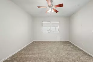 906 E Escuda Dr, Phoenix, AZ 85024 - Photo 15