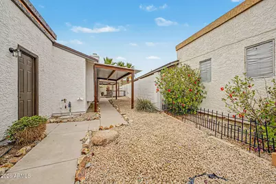 906 E Escuda Drive, Phoenix, AZ 85024 - Photo 9
