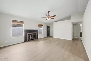 906 E Escuda Dr, Phoenix, AZ 85024 - Photo 11