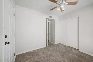 906 E Escuda Dr, Phoenix, AZ 85024 - Photo 23