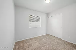 906 E Escuda Dr, Phoenix, AZ 85024 - Photo 19