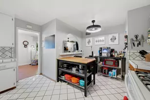 3801 E Amelia Ave, Phoenix, AZ 85018 - Photo 9