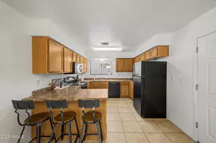 2743 E Tamarisk Ave, Phoenix, AZ 85040 - Photo 11