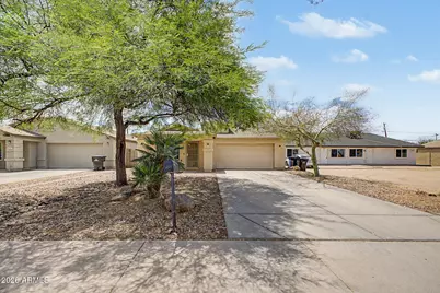 2743 E Tamarisk Avenue, Phoenix, AZ 85040 - Photo 1