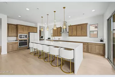5844 W Mauna Loa Lane, Glendale, AZ 85306 - Photo 1