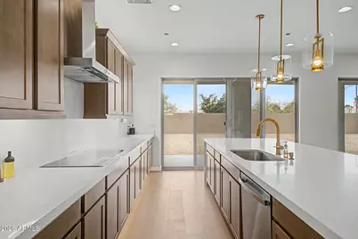 5844 W Mauna Loa Lane, Glendale, AZ 85306 - Photo 11