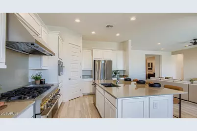 25612 N 174th Avenue, Surprise, AZ 85387 - Photo 3
