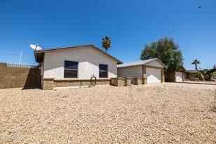 2418 W Brooks St, Chandler, AZ 85224 - Photo 1