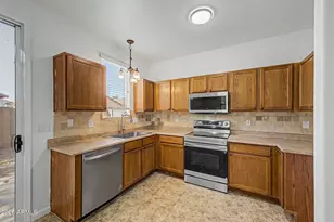10128 W Williams St, Tolleson, AZ 85353 - Photo 9