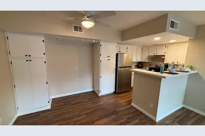 3601 W Tierra Buena Lane #Unit 155, Phoenix, AZ 85053 - Photo 5