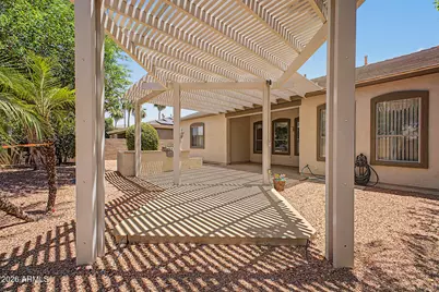3076 E Juanita Avenue, Gilbert, AZ 85234 - Photo 7