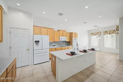 3076 E Juanita Avenue, Gilbert, AZ 85234 - Photo 29