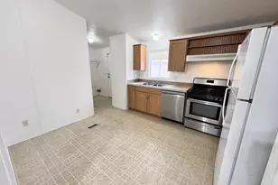 7826 E Juanita Ave, Mesa, AZ 85209 - Photo 9