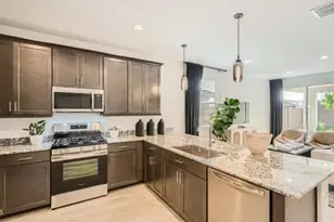 17359 W Gray Fox Trl, Surprise, AZ 85387 - Photo 3