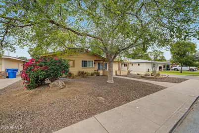 2410 N 39th Place, Phoenix, AZ 85008 - Photo 3